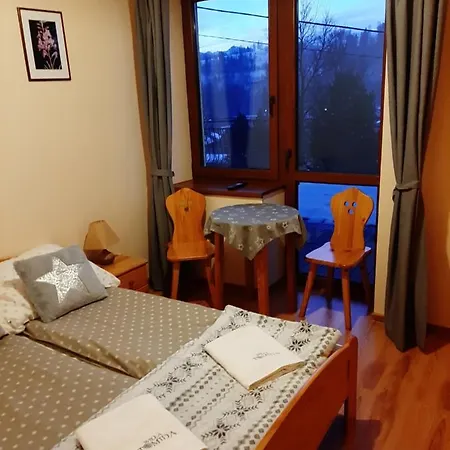 住宿加早餐酒店 Tomida Jurgów