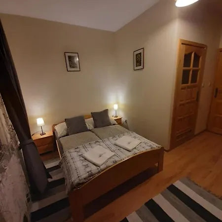 Bed & Breakfast Tomida *
