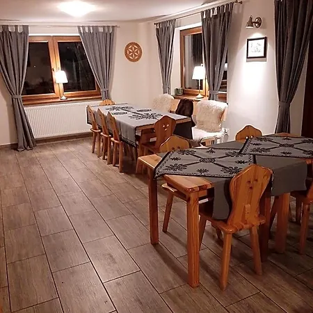 Tomida 住宿加早餐酒店 Jurgów