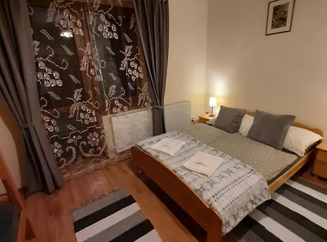 Tomida Oda ve Kahvaltı 3*