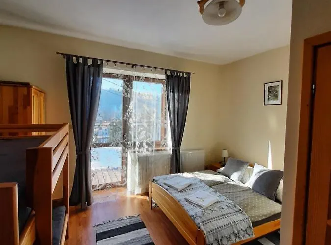 Tomida Oda ve Kahvaltı